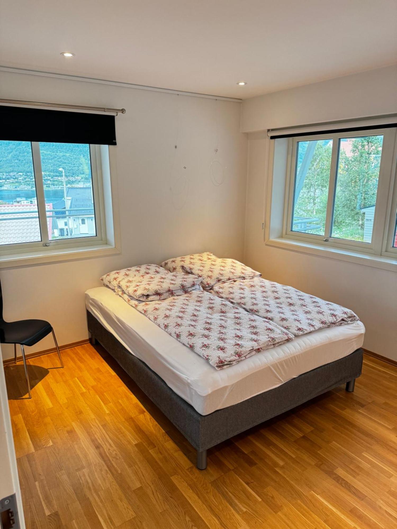 Sentral Leilighet Med Fantastisk Utsikt Tromsø Kültér fotó